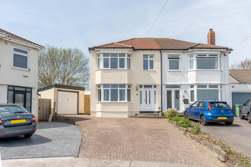 4 bedroom semidetached house for sale in Denston Walk, Bedminster Down