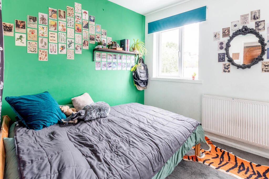Additional property image - Mendip Road, Windmill Hill, Bristol