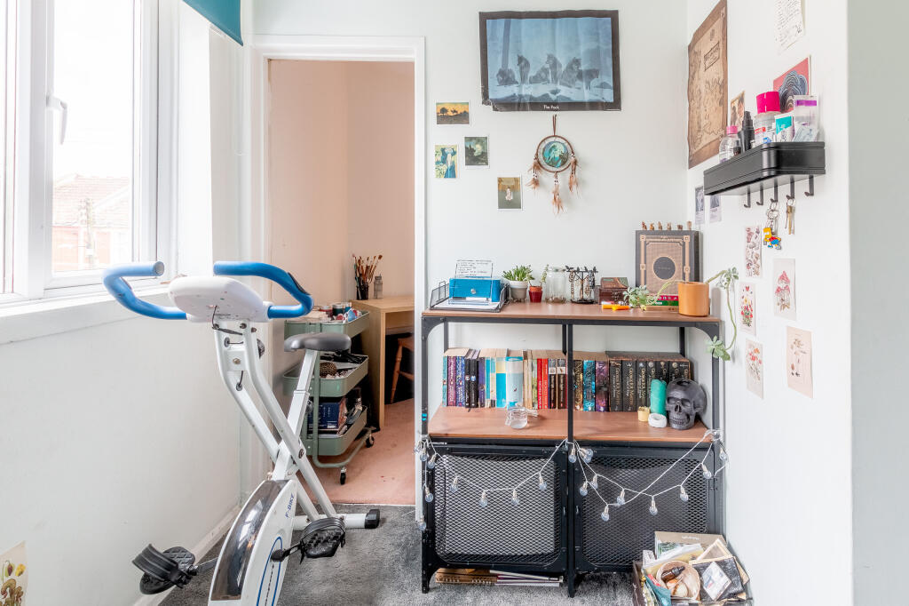 Additional property image - Mendip Road, Windmill Hill, Bristol