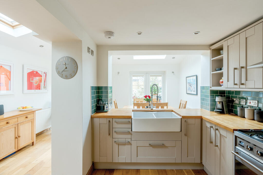 Additional property image - Raymend Road, Victoria Park, Bristol