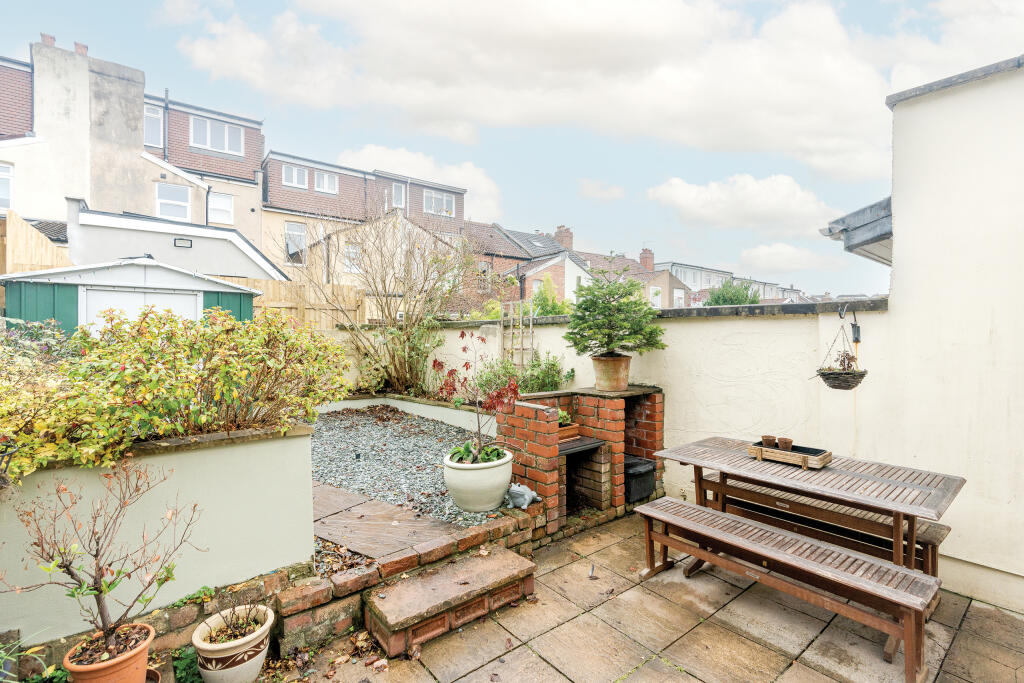 Additional property image - Raymend Road, Victoria Park, Bristol