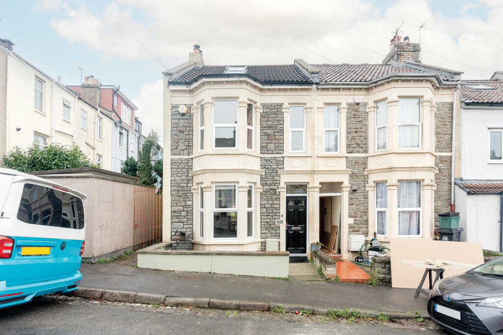 Additional property image - Raymend Road, Victoria Park, Bristol