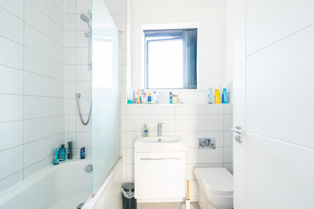 Additional property image - Lombard Place, Brook Hill, Southville, Bristol
