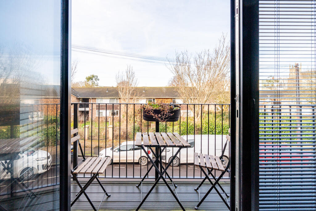 Additional property image - Lombard Place, Brook Hill, Southville, Bristol