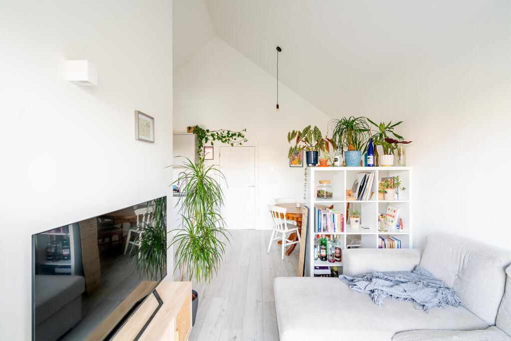 Additional property image - Lombard Place, Brook Hill, Southville, Bristol