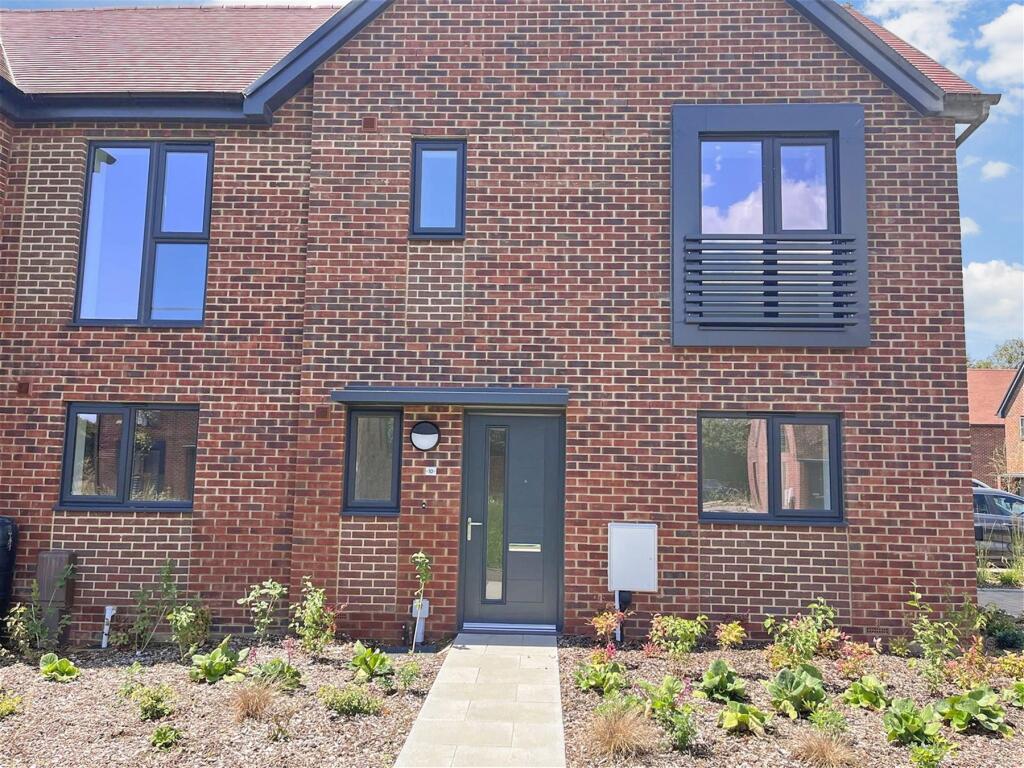 Main image of property: Ashling Close, Chichester, West Sussex