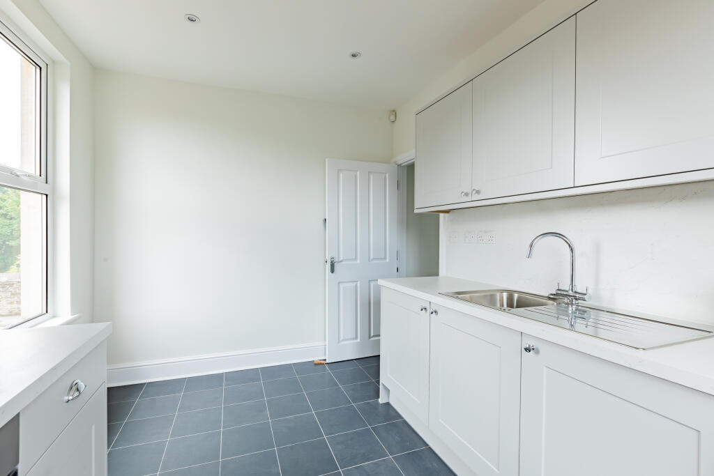 Additional property image - Bath Road, Arnos Vale, Bristol