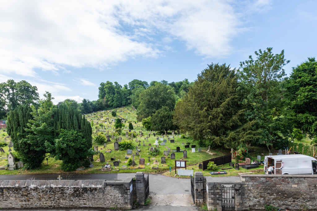 Additional property image - Bath Road, Arnos Vale, Bristol