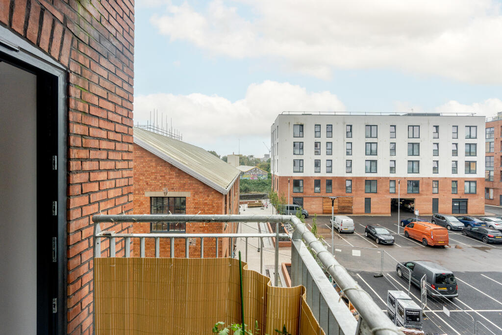Additional property image - The Piazza, Paintworks, Bristol