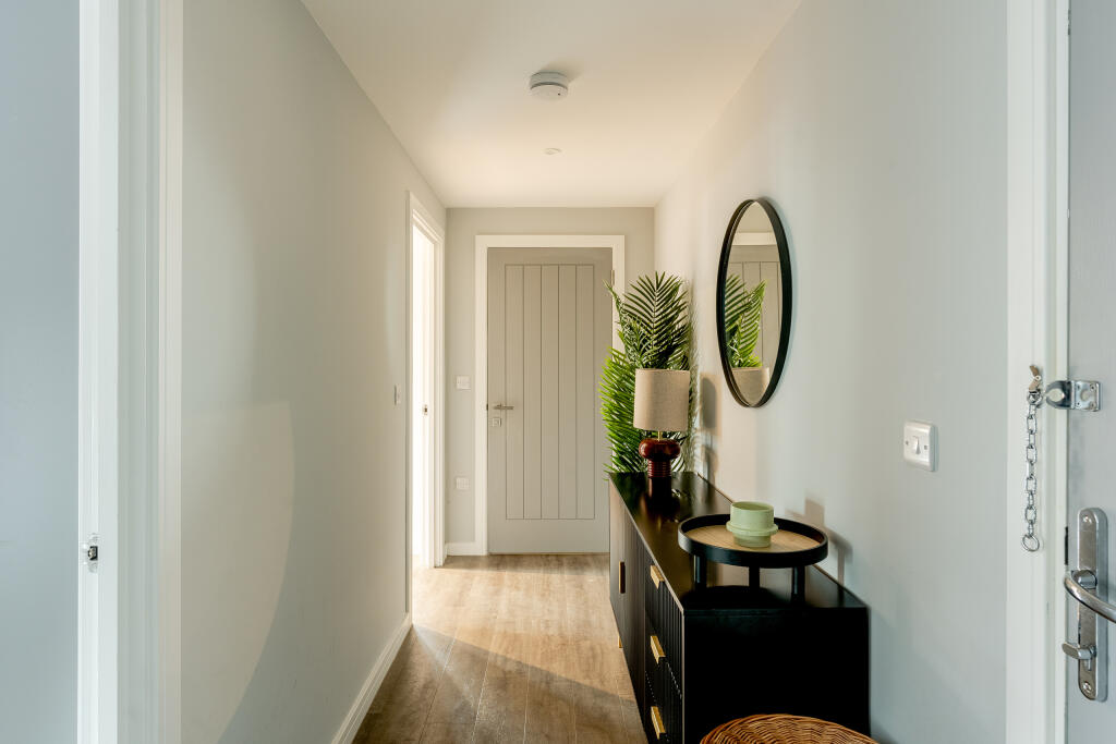 Additional property image - The Piazza, Paintworks, Bristol