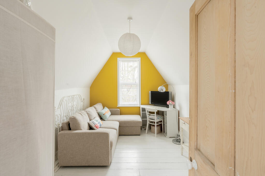 Additional property image - Lilymead Avenue, Bristol