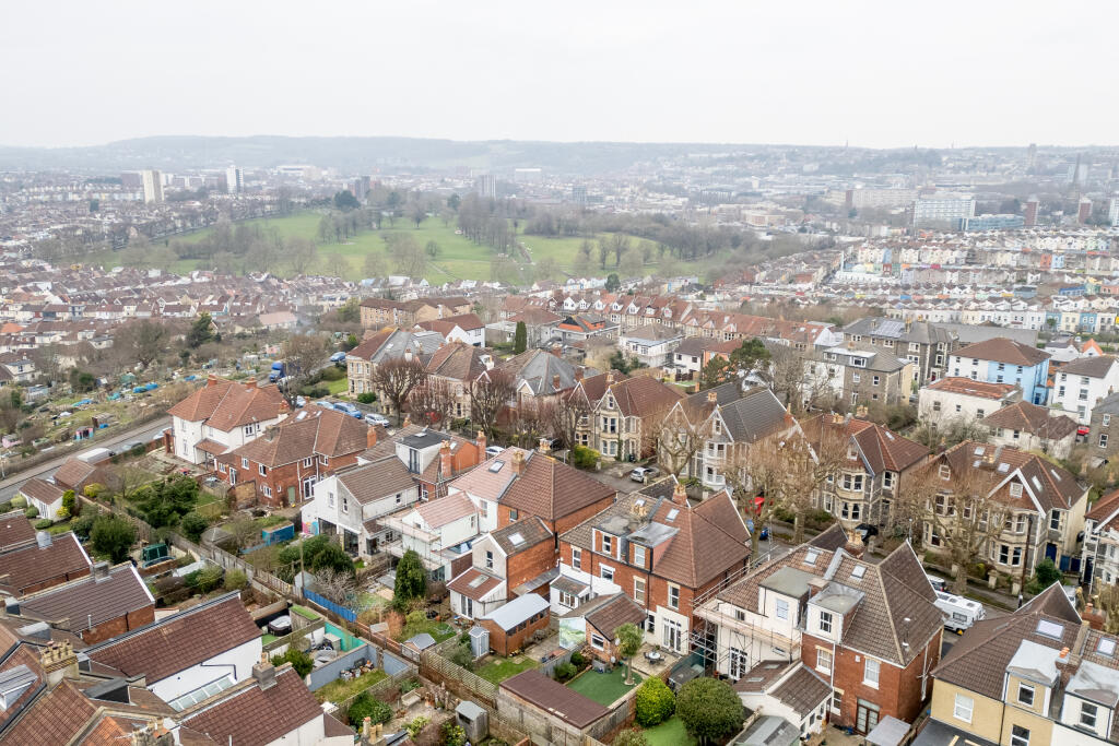Additional property image - Lilymead Avenue, Bristol