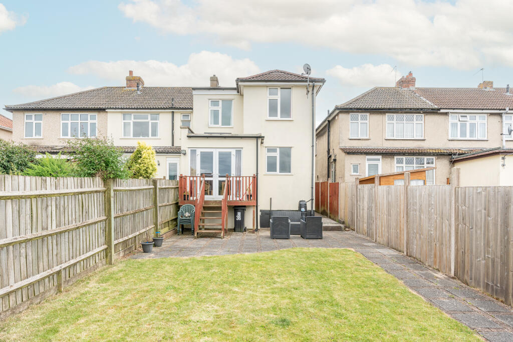 4 bedroom end of terrace house for sale in Mackie Grove, Filton