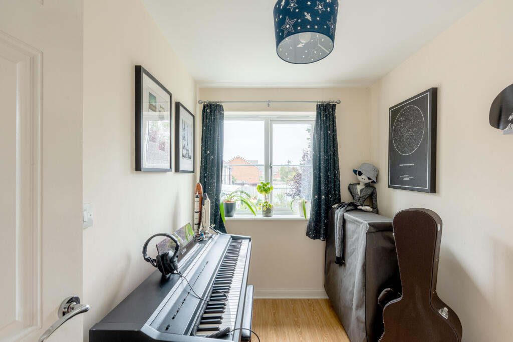 Additional property image - Montreal Avenue, Horfield, Bristol