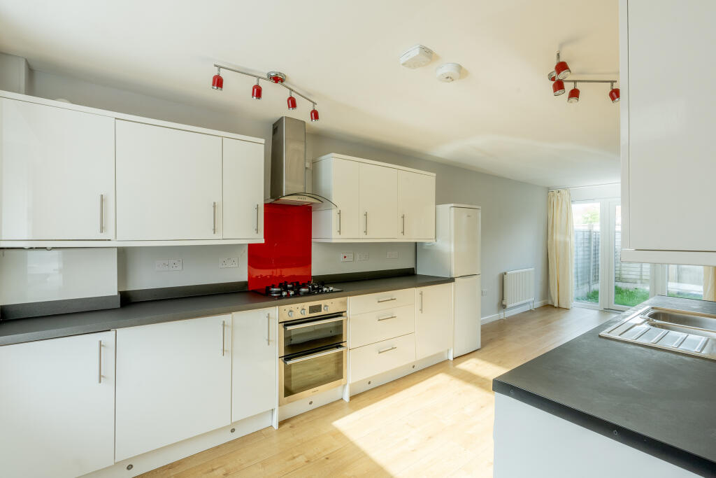 Additional property image - The Roses, Fifth Avenue, Filton