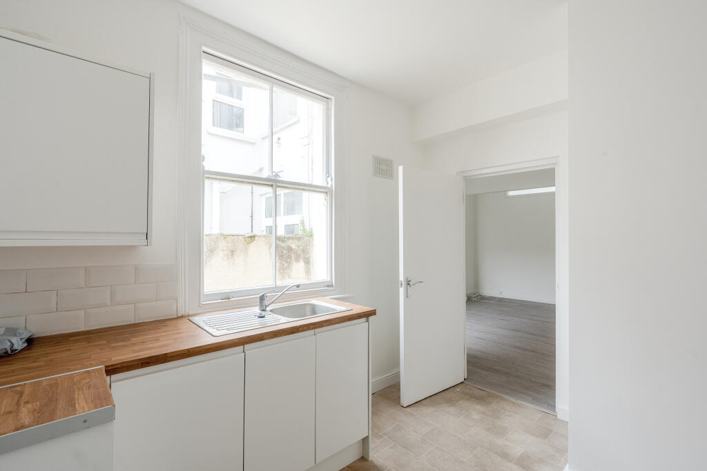 Additional property image - Garden Flat, Toronto Road, Bristol