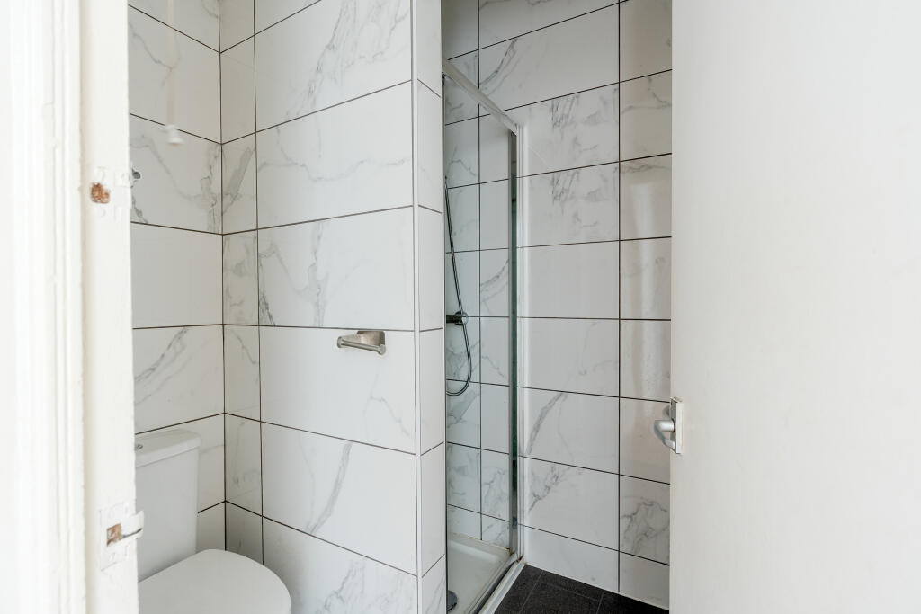 Additional property image - Garden Flat, Toronto Road, Bristol