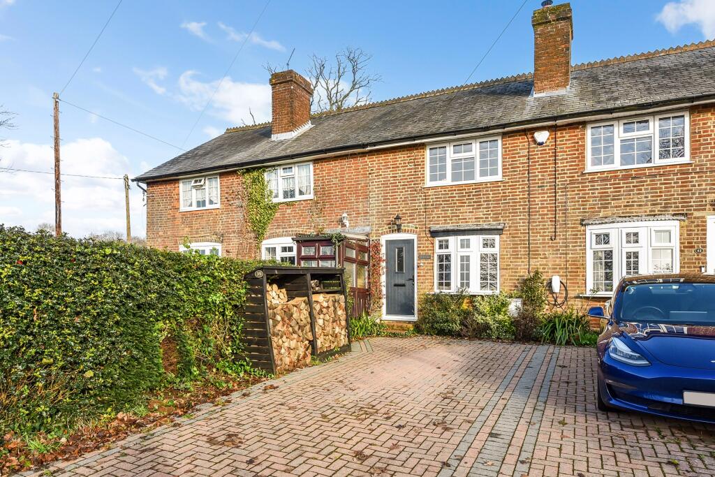 2 bedroom terraced house for sale in Colden Common, Winchester, SO21