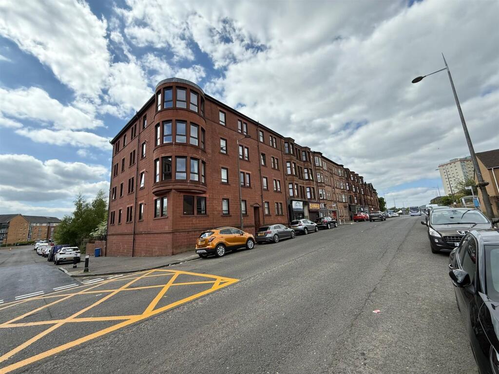 Main image of property: 595 Dumbarton Road, Clydebank