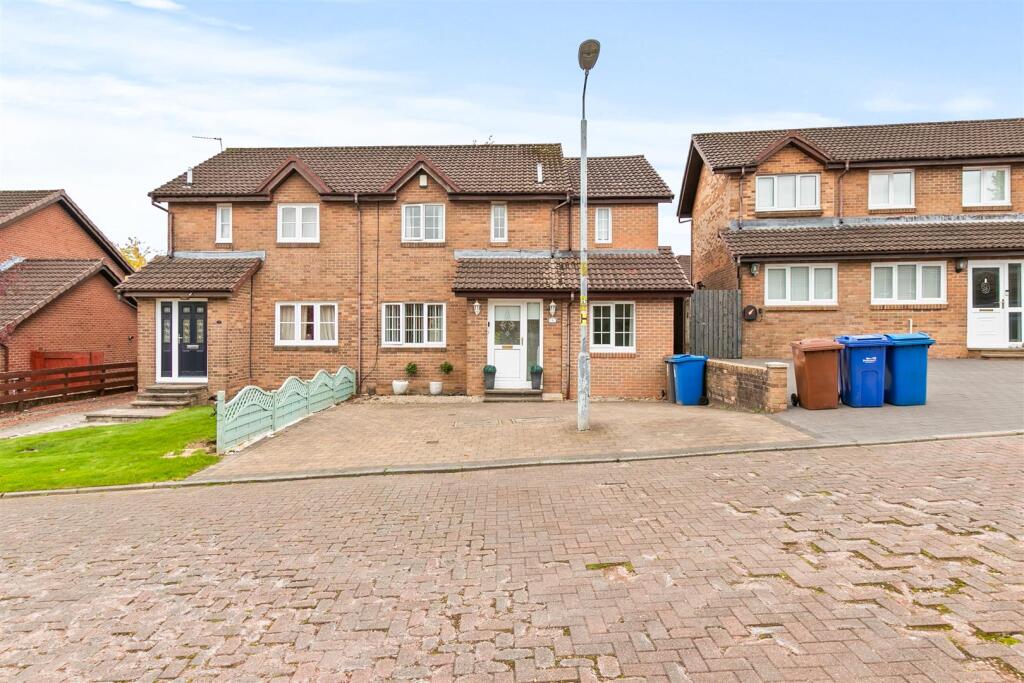 Main image of property: Barra Gardens, Old Kilpatrick, Glasgow