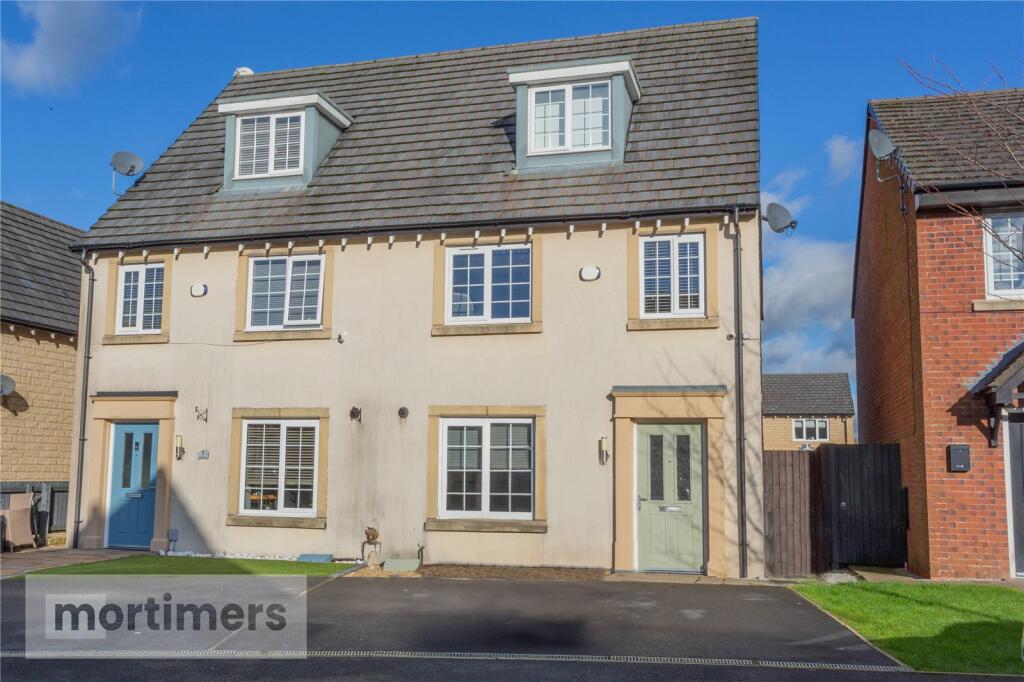 4 bedroom semidetached house for sale in Irwell Mews, Clitheroe