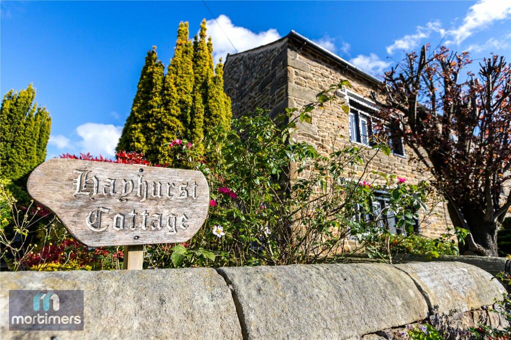 2 bedroom semidetached house for sale in Pendleton, Clitheroe