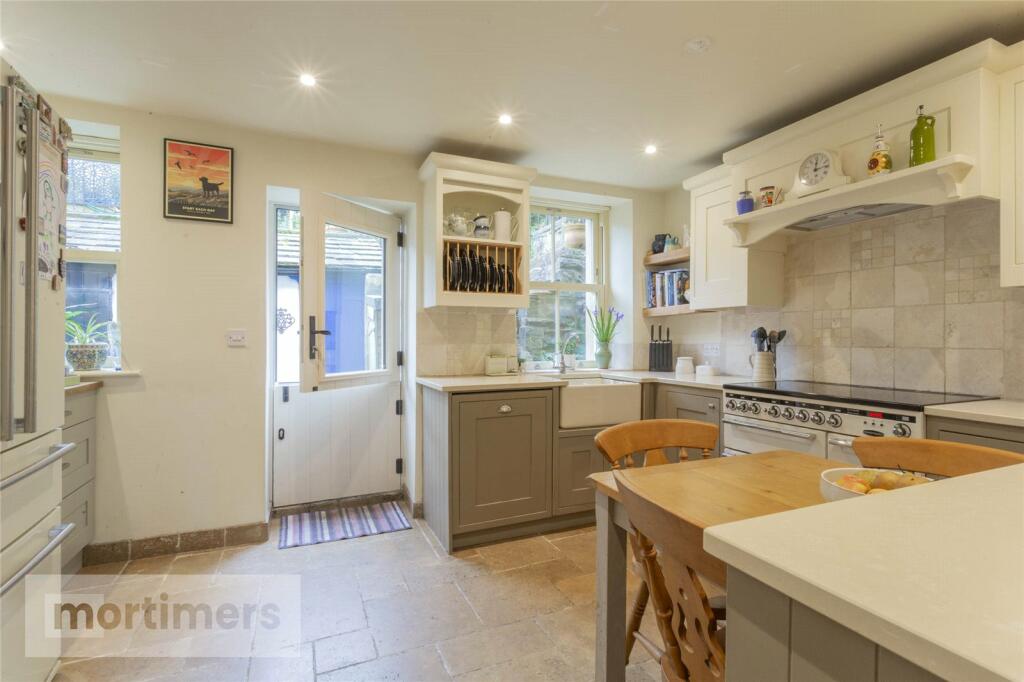 Additional property image - Church View, Gisburn, Clitheroe, Lancashire, BB7