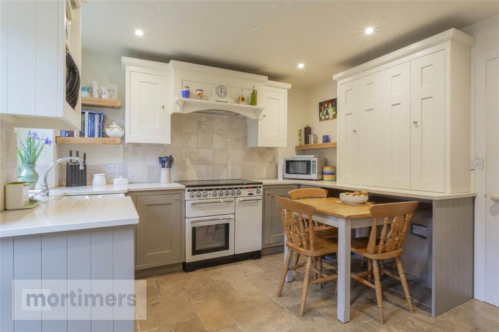 Additional property image - Church View, Gisburn, Clitheroe, Lancashire, BB7