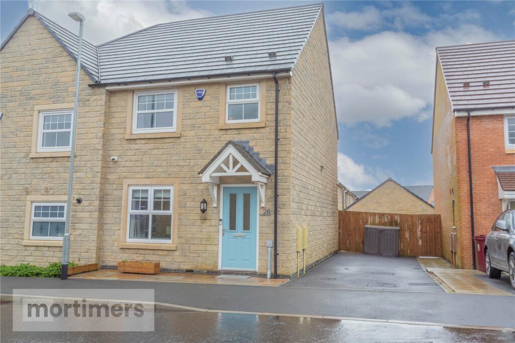 3 bedroom semidetached house for sale in Pendleton Avenue, Clitheroe