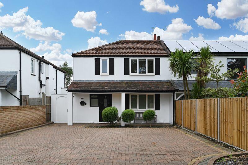 Main image of property: Oaklands Lane, Barnet