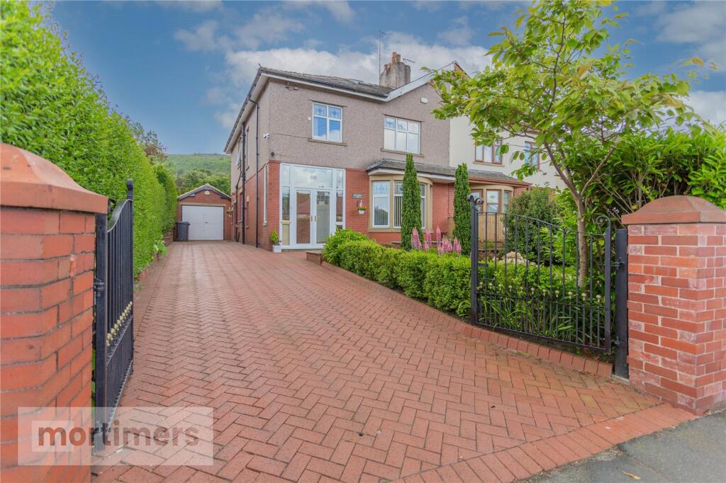 4 bedroom semidetached house for sale in Burnley Road, Accrington, Lancashire, BB5