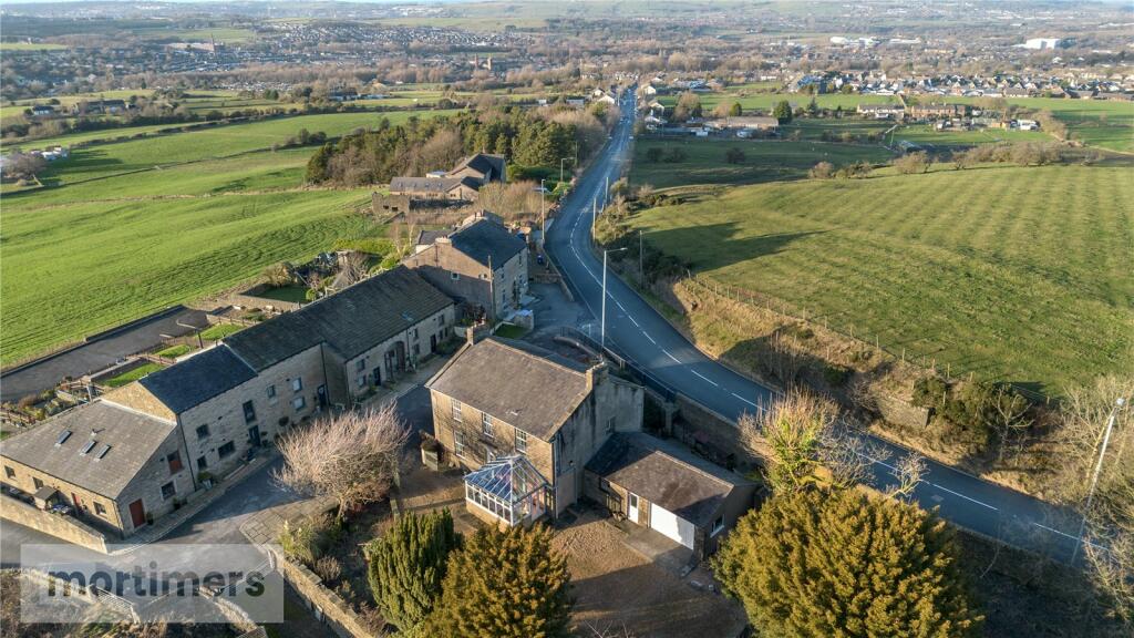 Additional property image - Gaulkthorn House, Gaulkthorn, Oswaldtwistle, Accrington, Lancashire, BB5