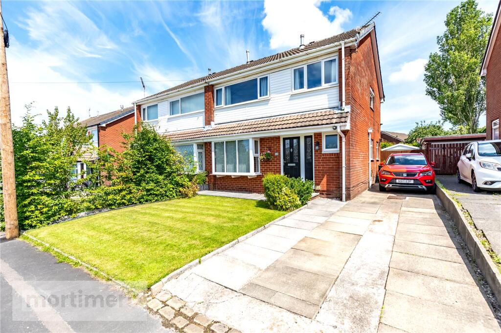 Main image of property: Lynwood Avenue, Clayton Le Moors, Accrington, Lancashire, BB5