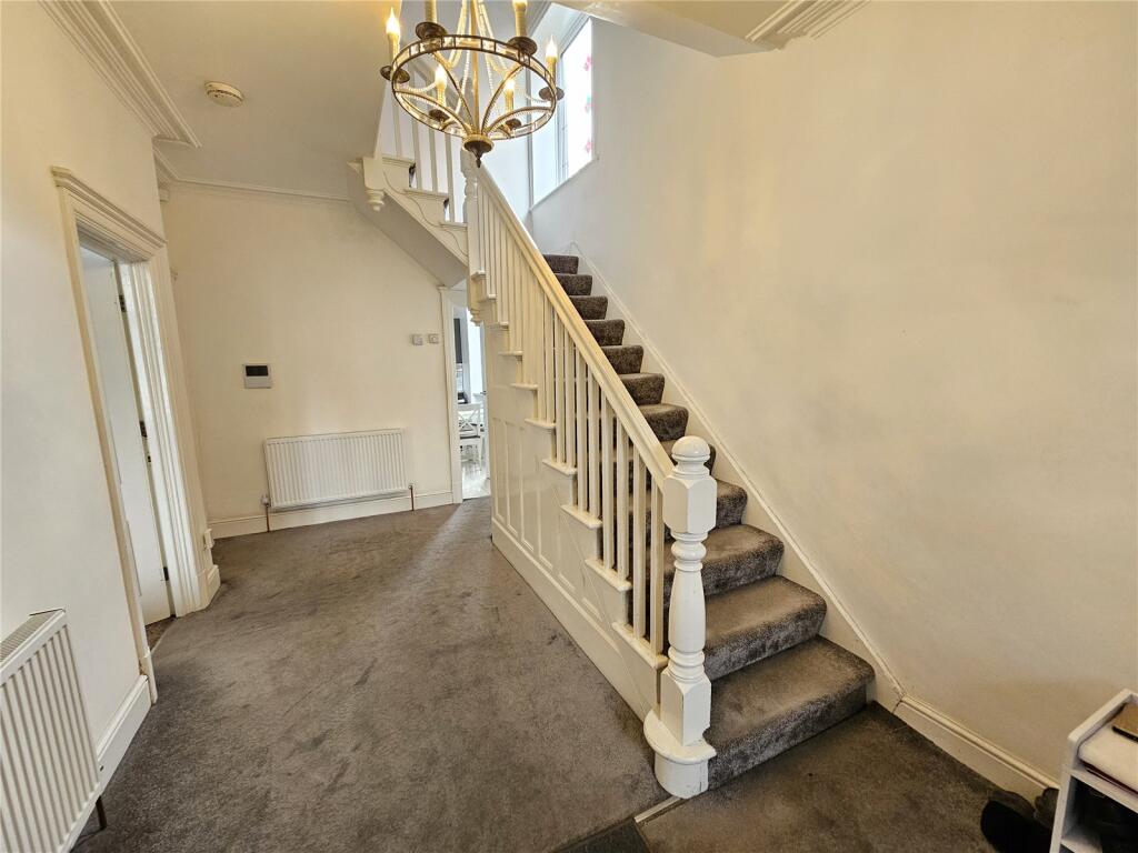 Additional property image - Billinge Avenue, Blackburn, Lancashire, BB2