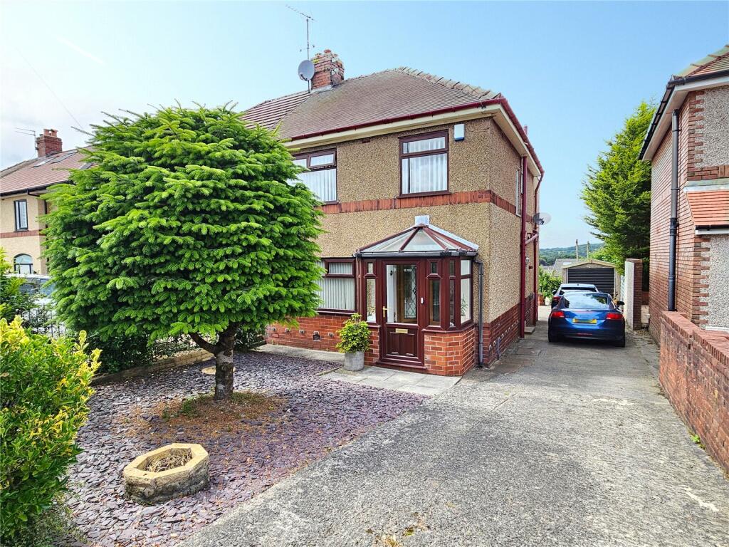 3 bedroom semidetached house for sale in Livesey Branch Road
