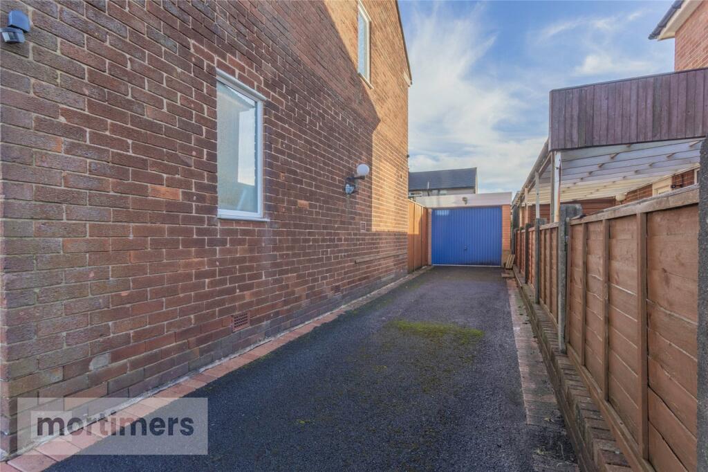 Additional property image - Quebec Road, Blackburn, Lancashire, BB2