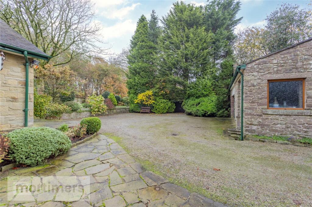 Additional property image - Links Lane, Pleasington, Blackburn, Lancashire, BB2