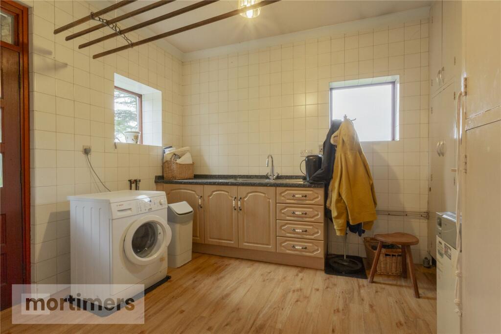 Additional property image - Links Lane, Pleasington, Blackburn, Lancashire, BB2