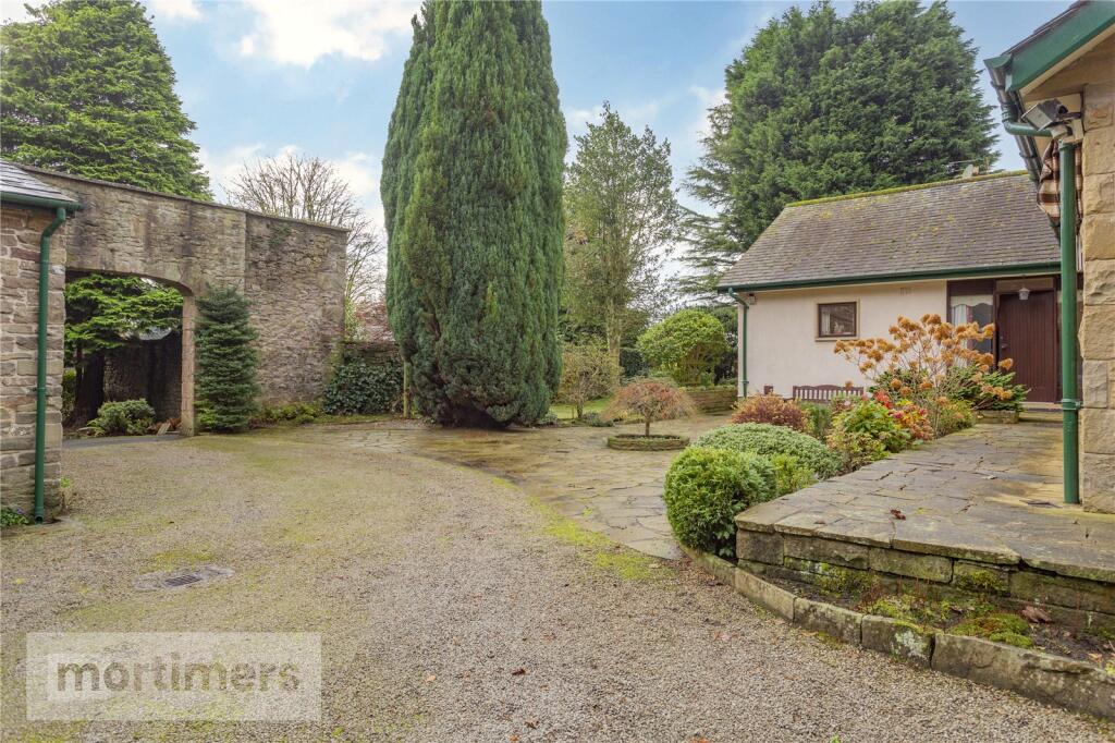 Additional property image - Links Lane, Pleasington, Blackburn, Lancashire, BB2