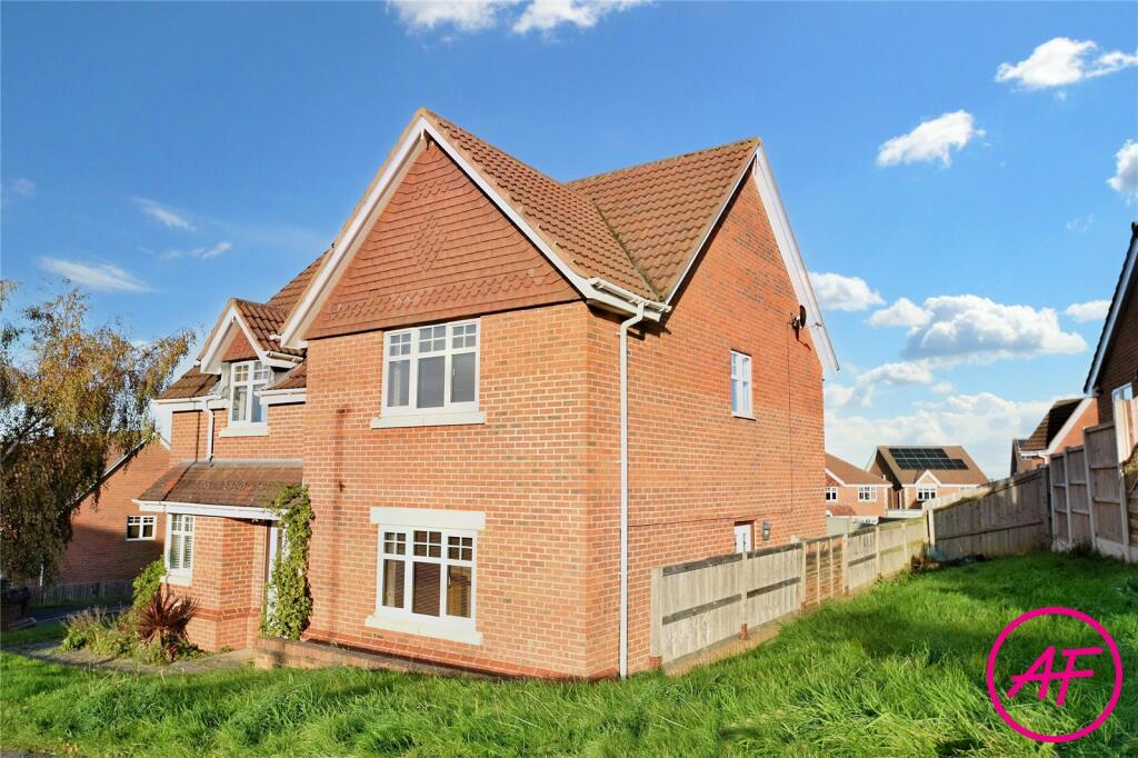 2 bedroom semidetached house for sale in Trem Y Don, Llysfaen, Colwyn