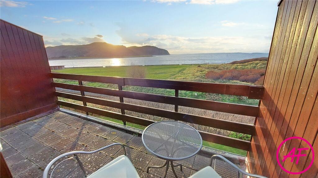 2 bedroom apartment for sale in Deganwy Beach, Deganwy, Conwy, LL31