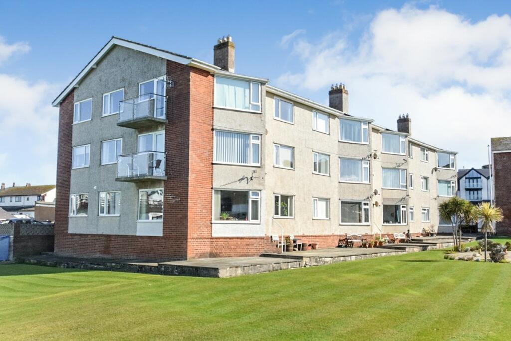 2 bedroom apartment for sale in Riverside Court, Deganwy Road, Deganwy