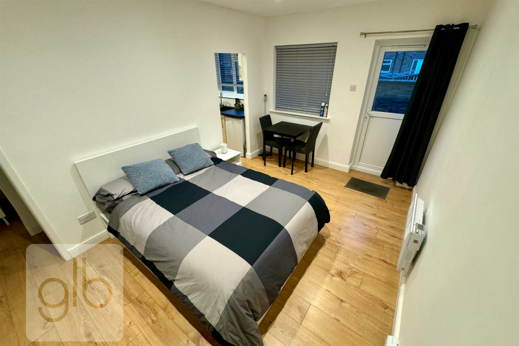 Property image - Binswood Avenue, Leamington Spa
