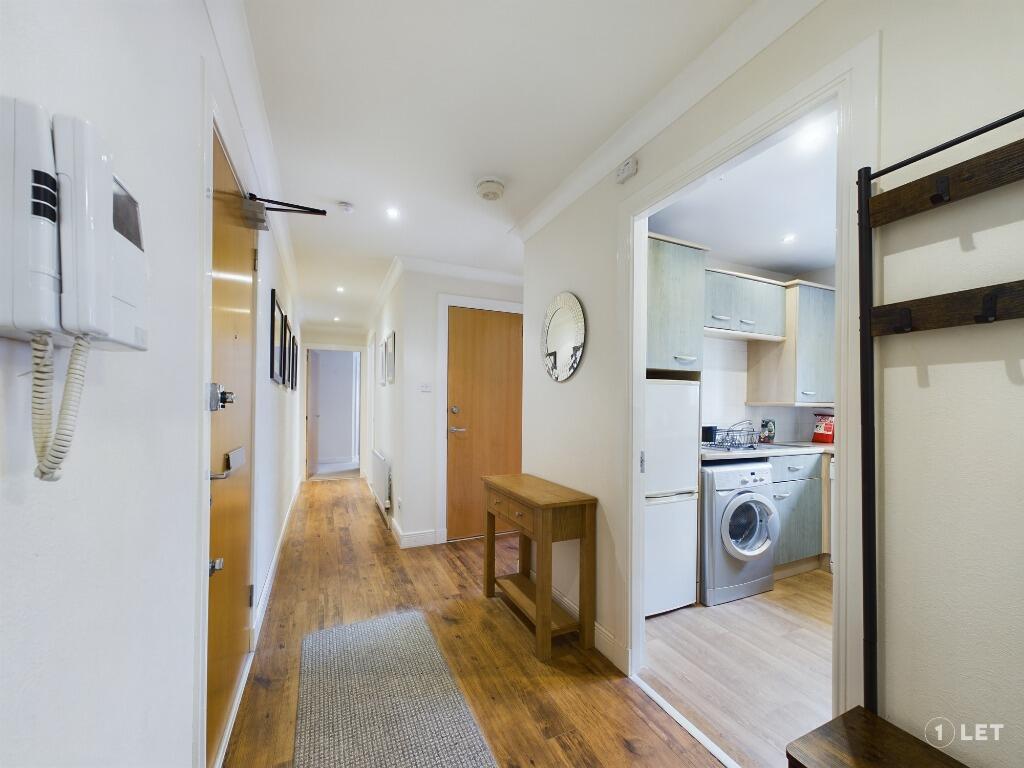 2 bedroom flat for rent in Gentle's Entry, Old Town, Edinburgh, EH8