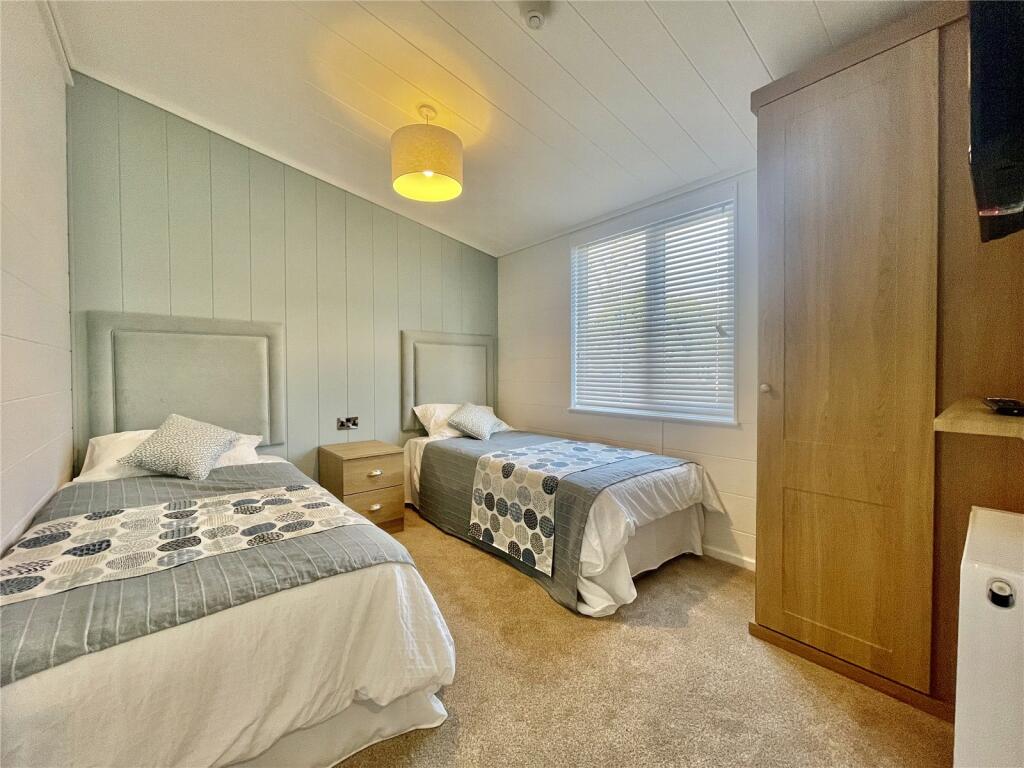 Additional property image - Sandhills Holiday Park, Avon Beach, Mudeford, Christchurch, BH23