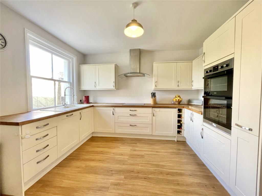 Additional property image - Stour Road, Christchurch, Dorset, BH23