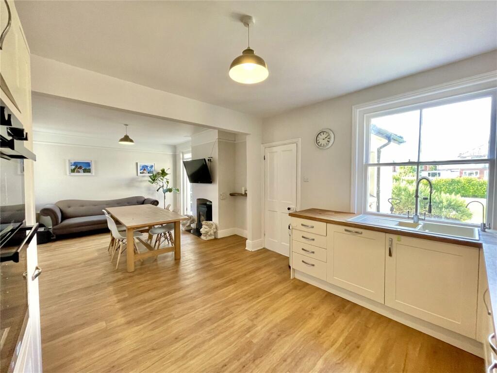 Additional property image - Stour Road, Christchurch, Dorset, BH23