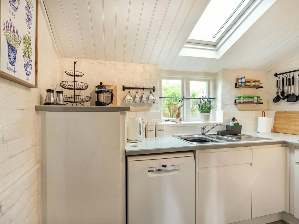 Additional property image - Stanpit, Christchurch, Dorset, BH23