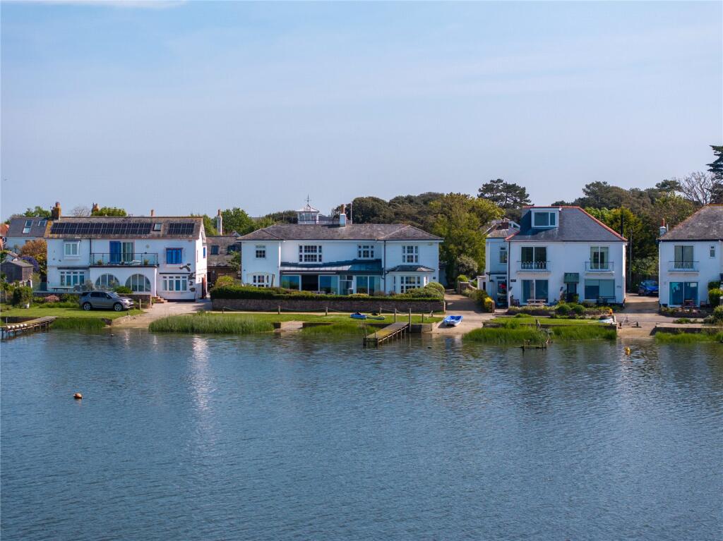 Additional property image - Fishermans Bank, Mudeford, Christchurch, Dorset, BH23