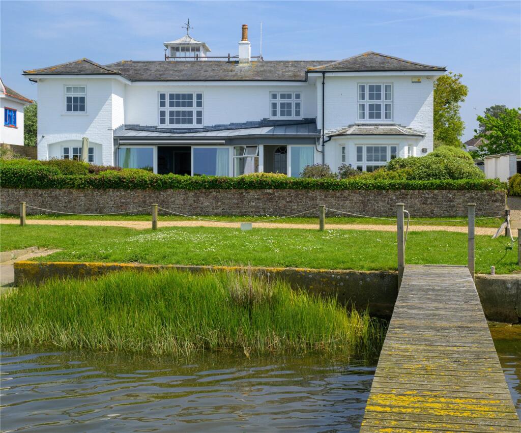 Additional property image - Fishermans Bank, Mudeford, Christchurch, Dorset, BH23